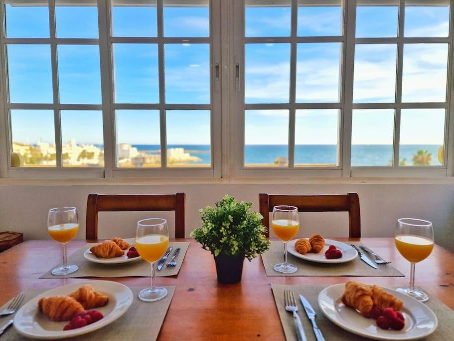 Encantador Duplex Para 6 A 1 Minuto De La Playa Benalmádena Eksteriør bilde