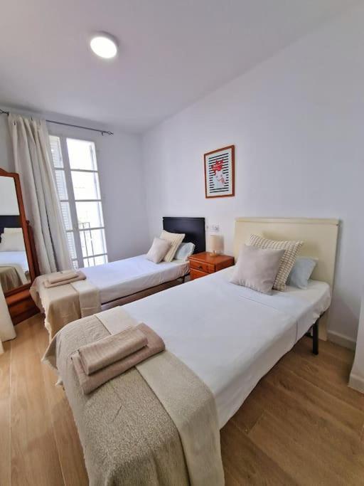 Encantador Duplex Para 6 A 1 Minuto De La Playa Benalmádena Eksteriør bilde