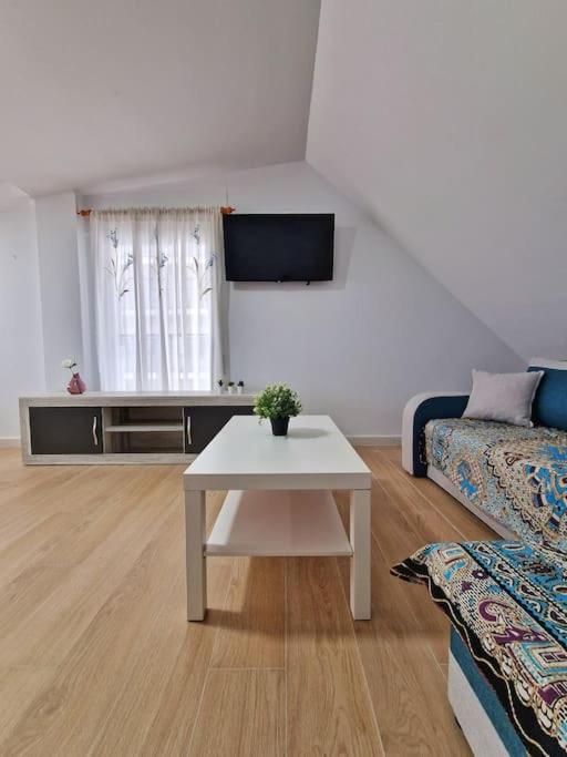 Encantador Duplex Para 6 A 1 Minuto De La Playa Benalmádena Eksteriør bilde