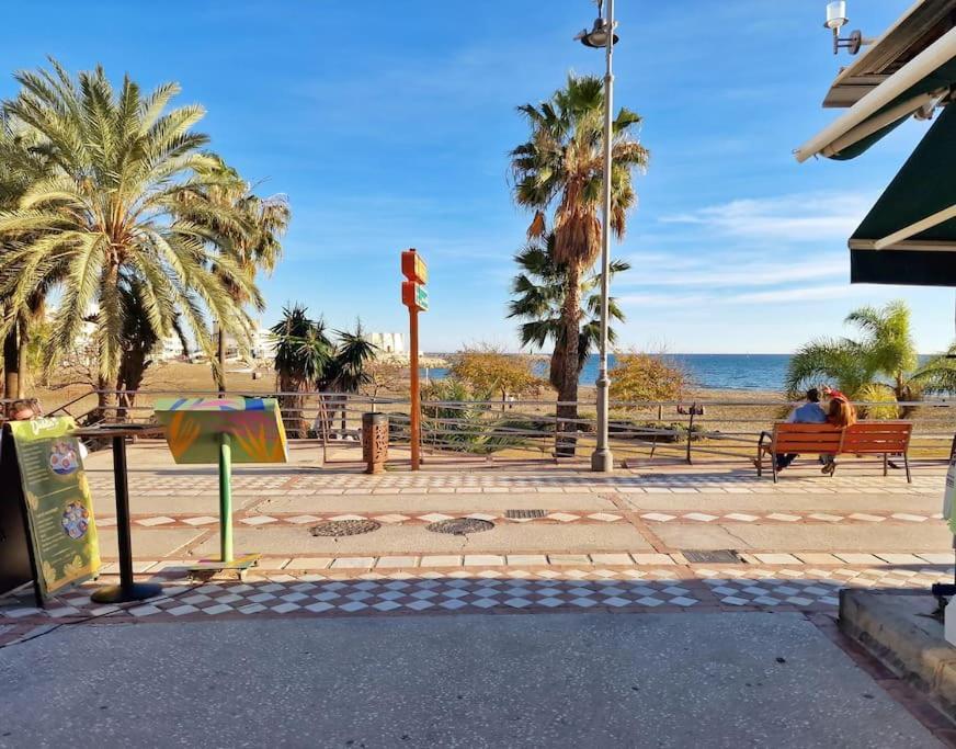 Encantador Duplex Para 6 A 1 Minuto De La Playa Benalmádena Eksteriør bilde